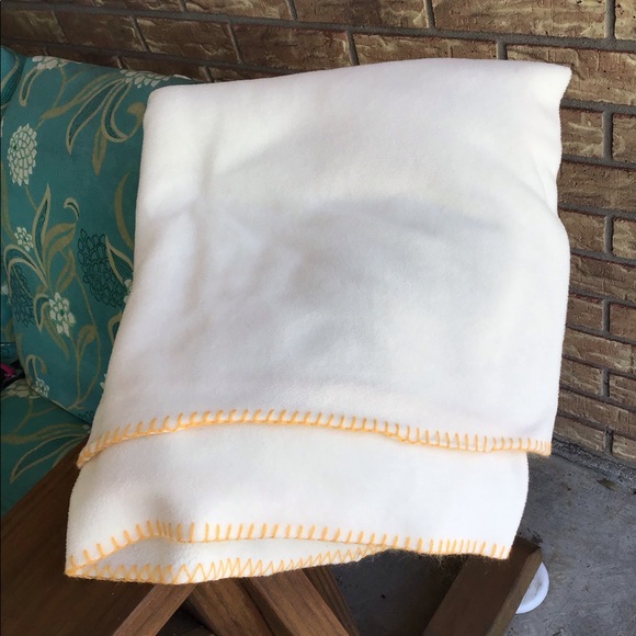 North Point Throw - Picture 2 of 4